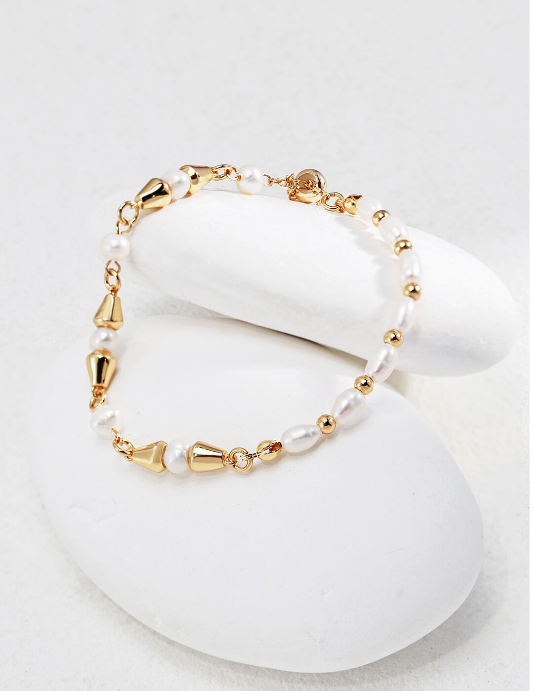 Rosebud Bracelet