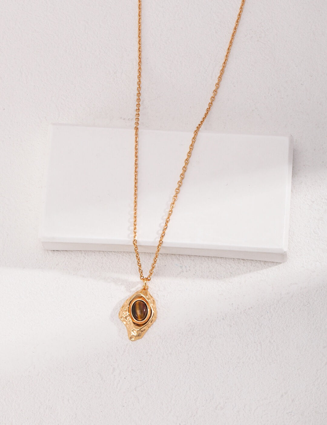 Regina Necklace