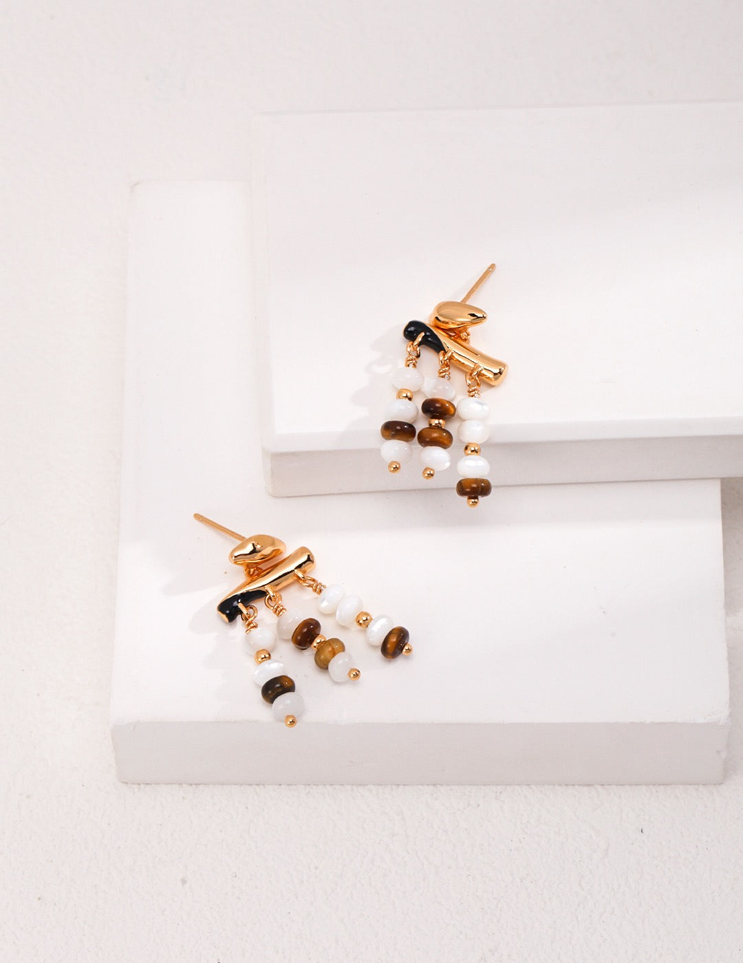 Metis Earring
