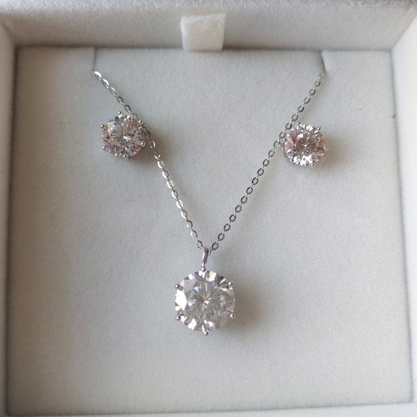 Moissanite 5 Carat Jewellery Set