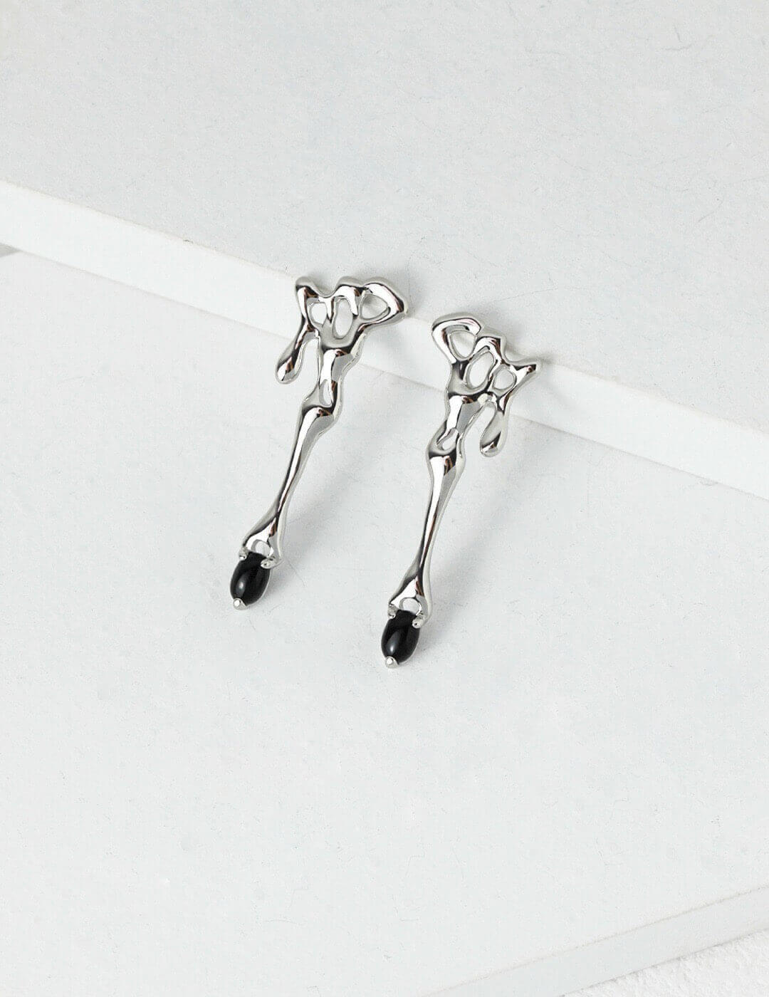 Wanderer Silver Agate Earrings