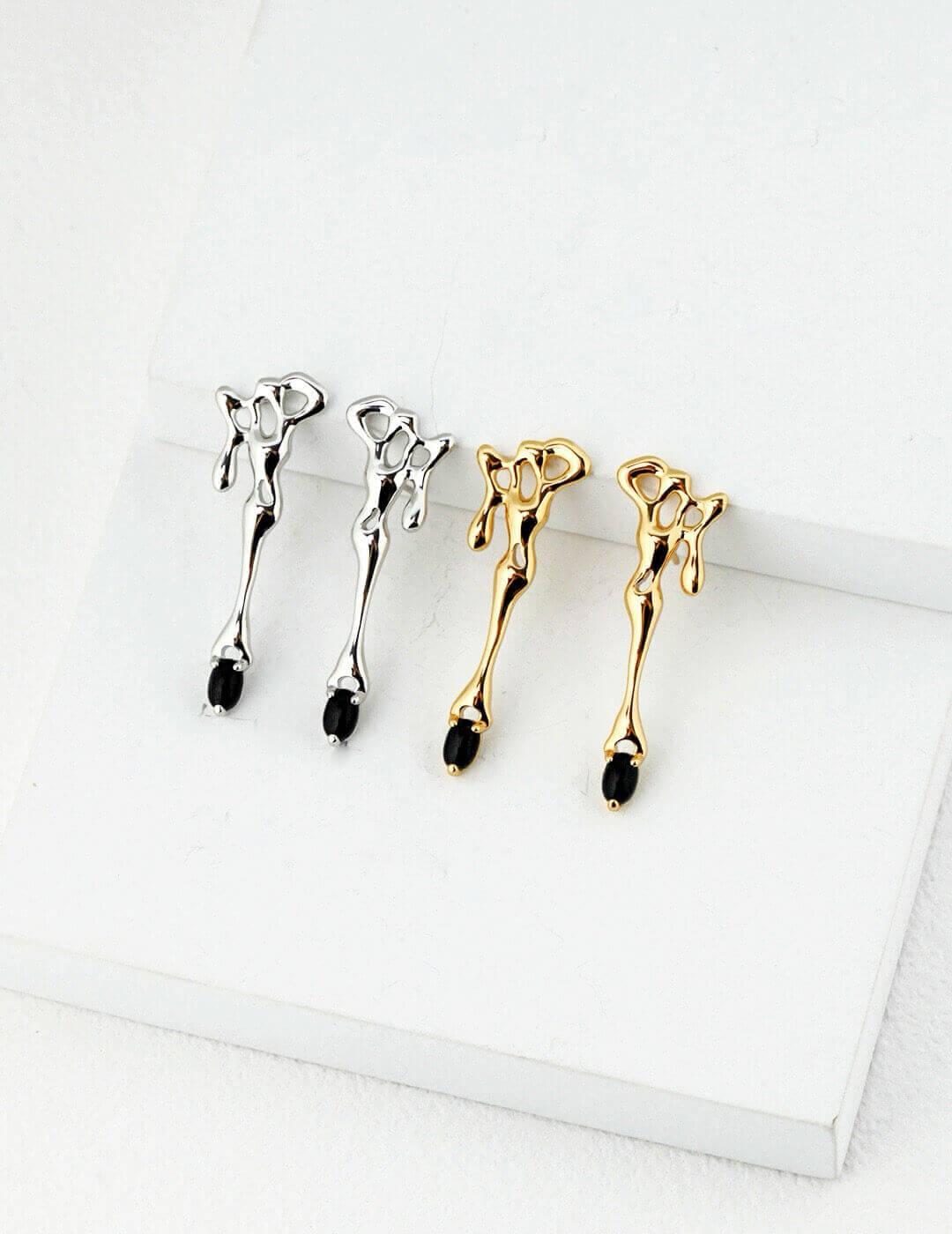 Wanderer Silver Agate Earrings