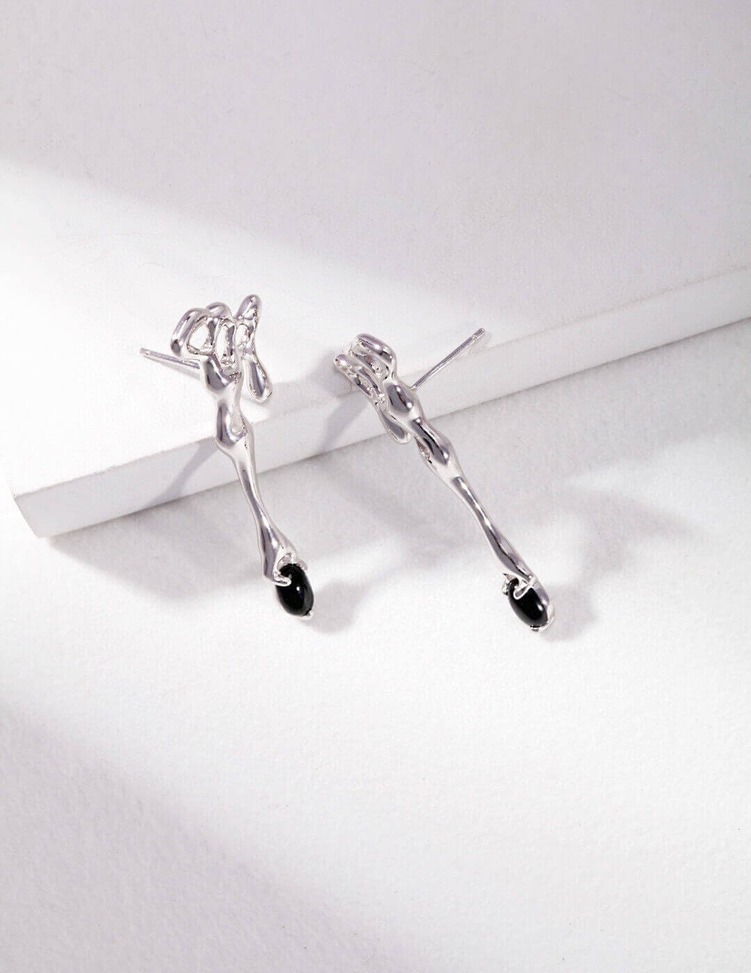 Wanderer Silver Agate Earrings